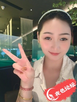 白云诗诗，温柔体贴服务好